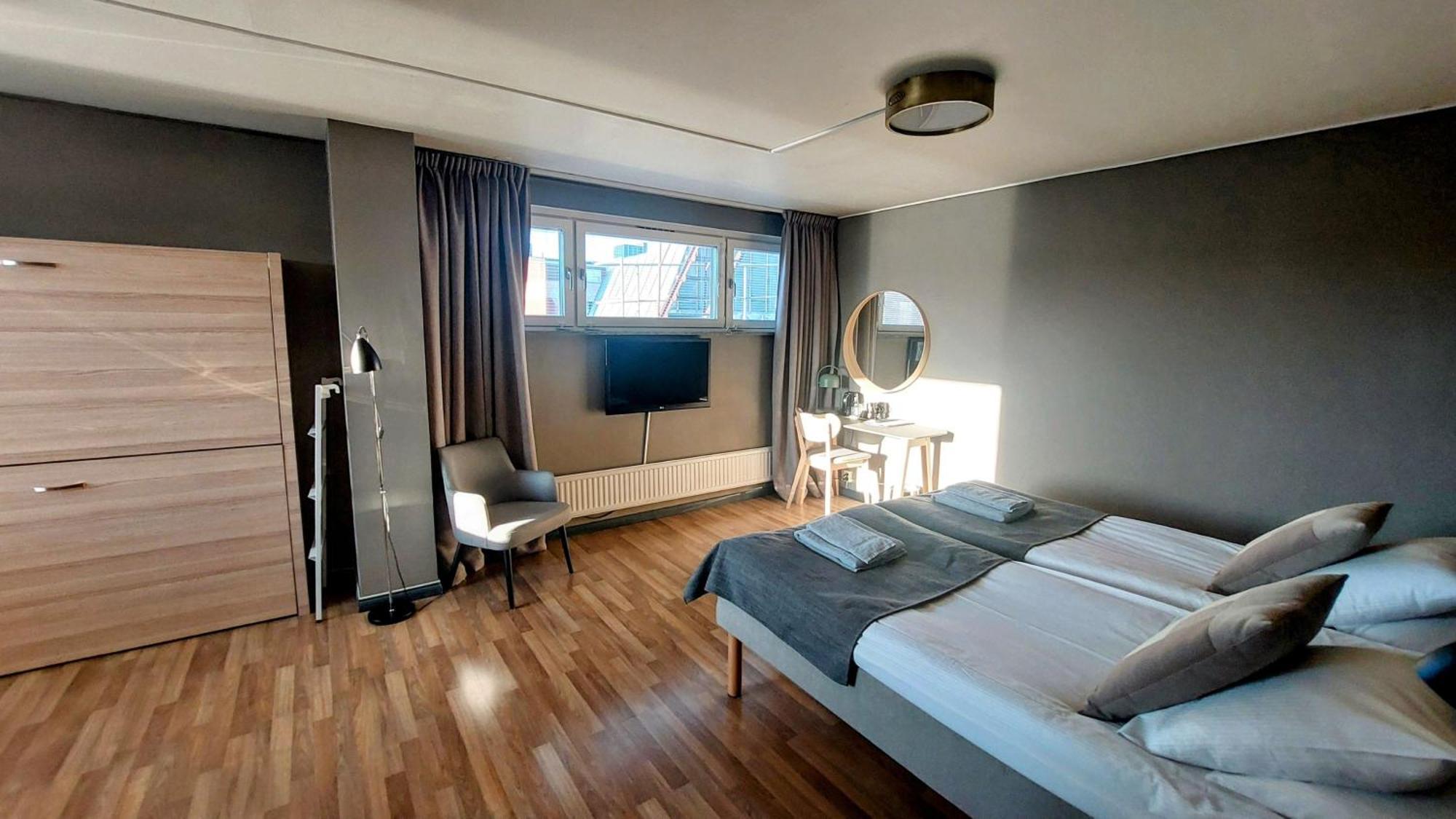 Hotel Bishops Arms Mora Ngoại thất bức ảnh
