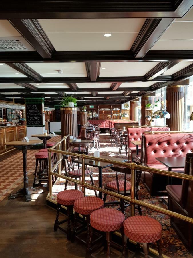 Hotel Bishops Arms Mora Ngoại thất bức ảnh